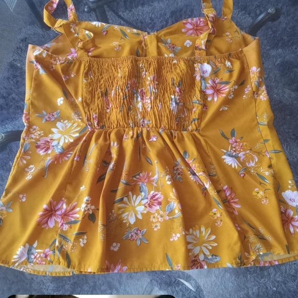 New Glory Boho Women's Gold Floral Zip Up Tank Top Size XL - Picture 6 of 8